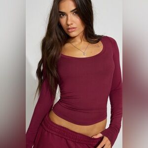Garage Smooth Scoop Neck Long Sleeve Top in Burgundy NWT XL